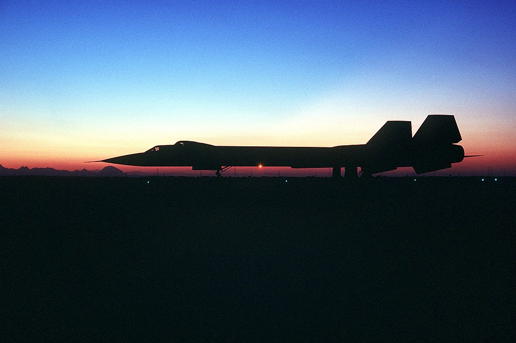 Lockheed SR-71 Blackbird z boku